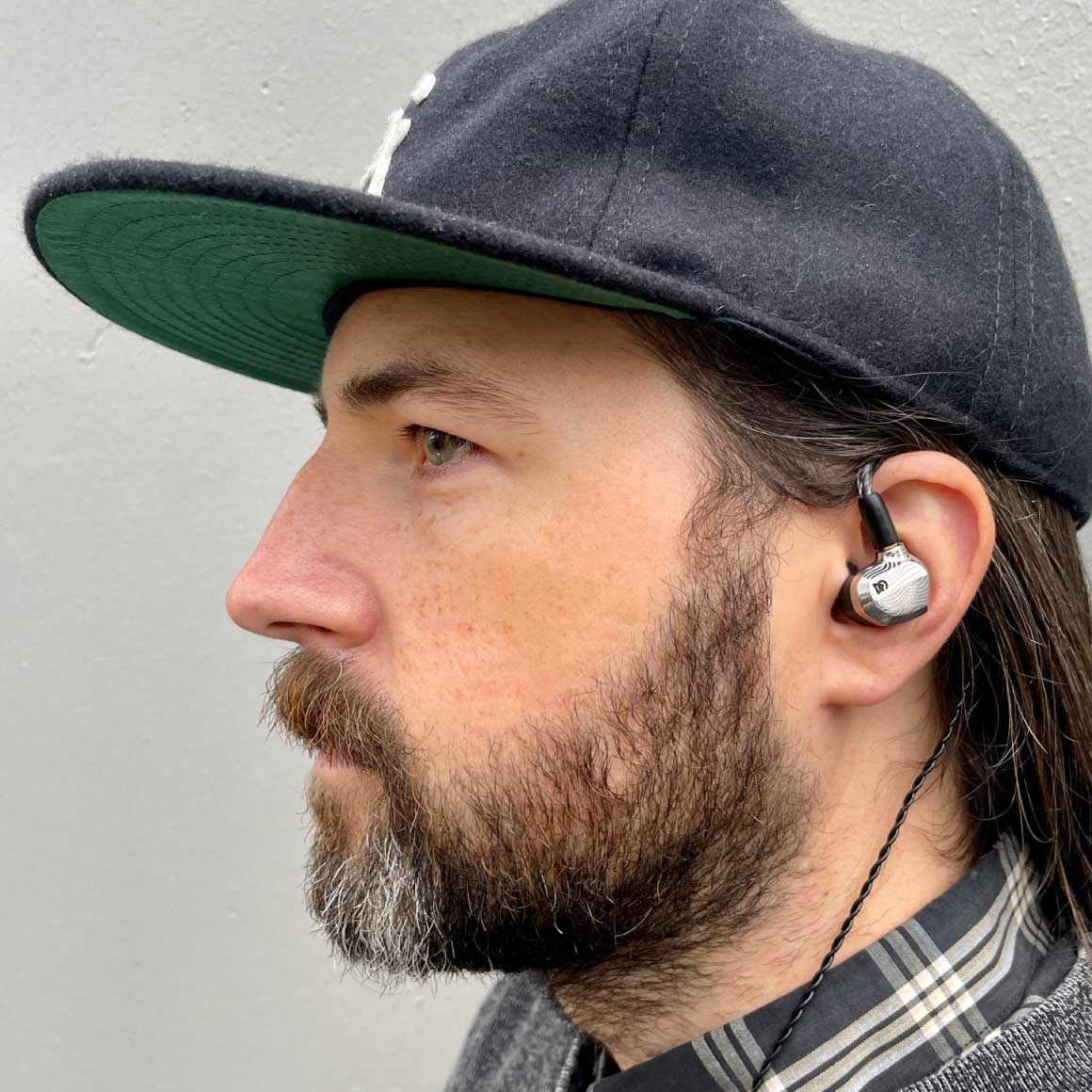 Headphone-Zone-Campfire Audio-Saber