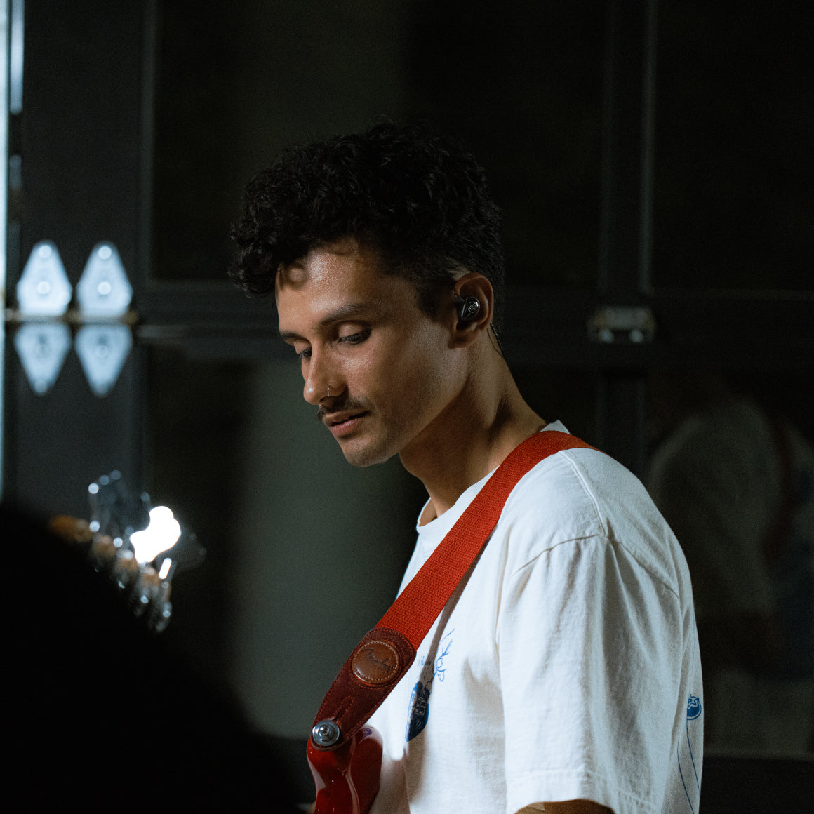 Headphone-Zone-64-Audio-Aspire-4