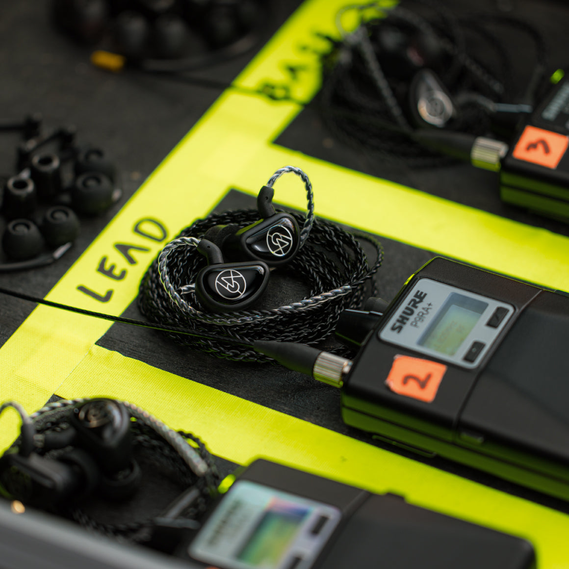 Headphone-Zone-64-Audio-Aspire-4