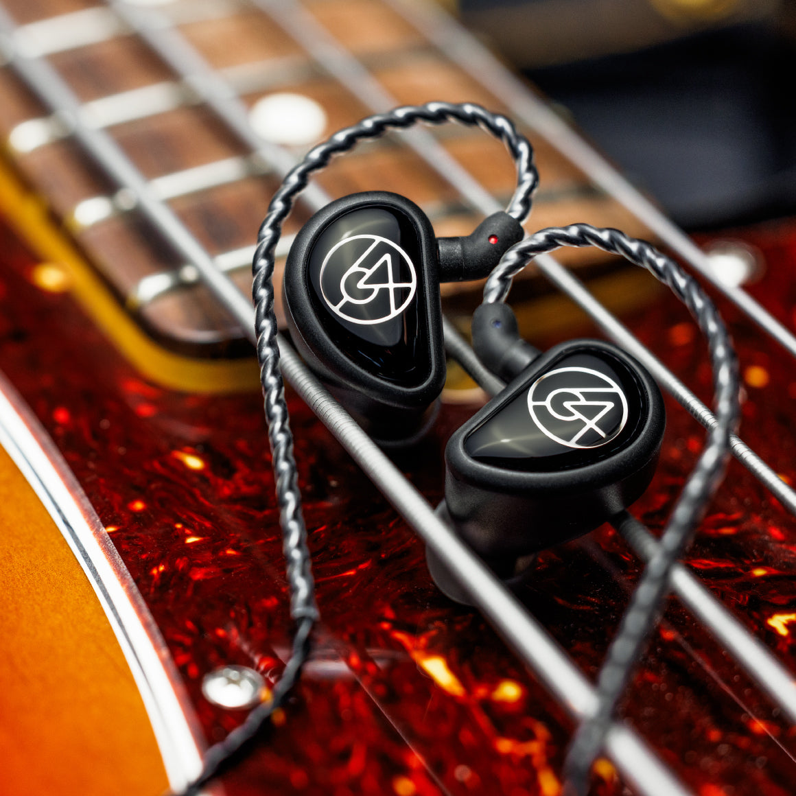 Headphone-Zone-64-Audio-Aspire-4