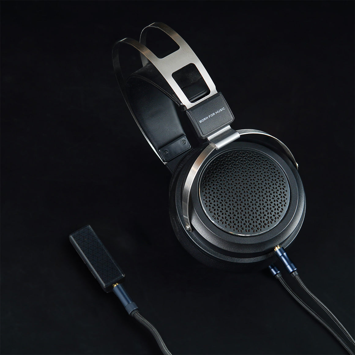 Headphone-Zone-7HZ-FiiO-JT1_FiiO-BTR11-Better-01