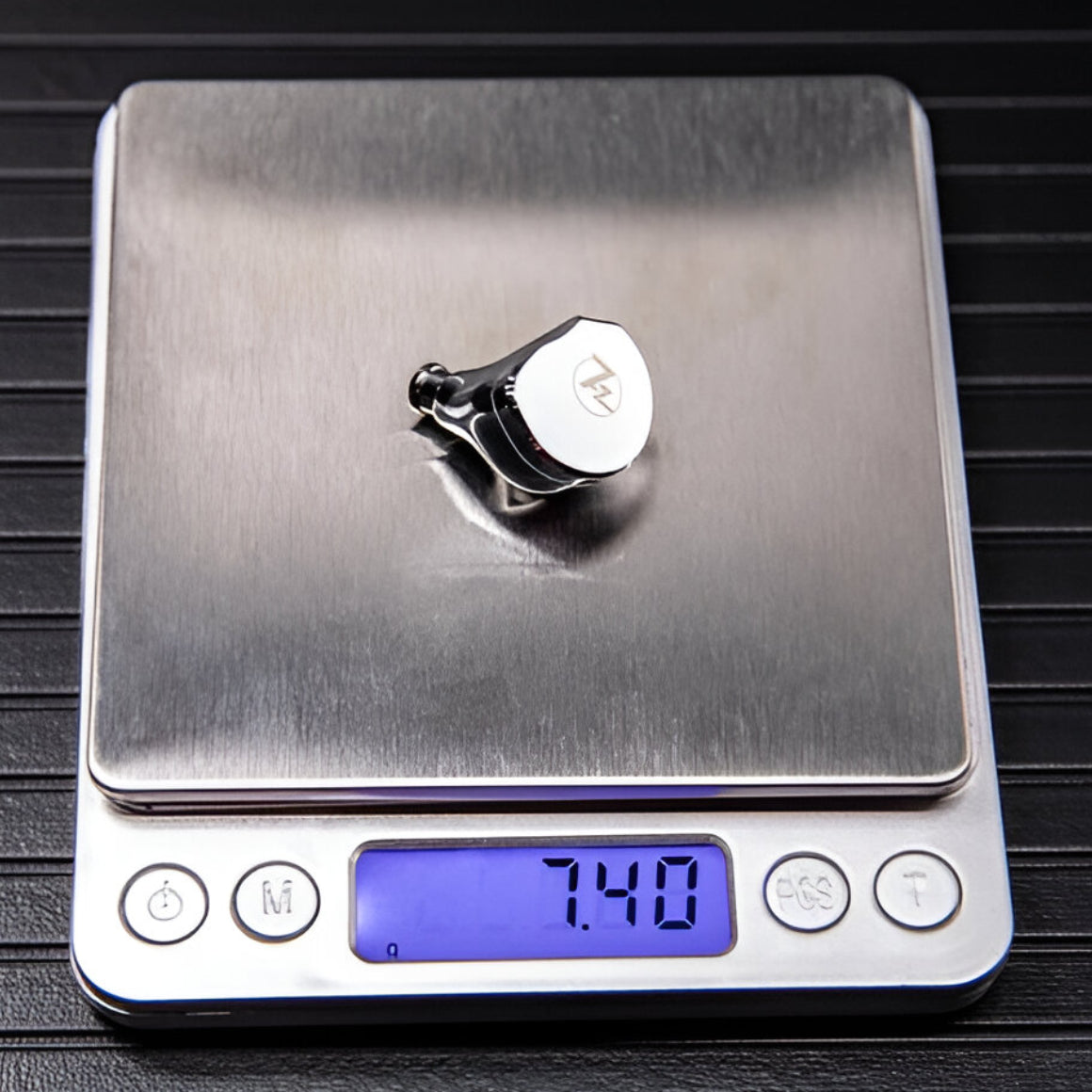 Headphone-Zone-7Hz-x-Crinacle-Divine