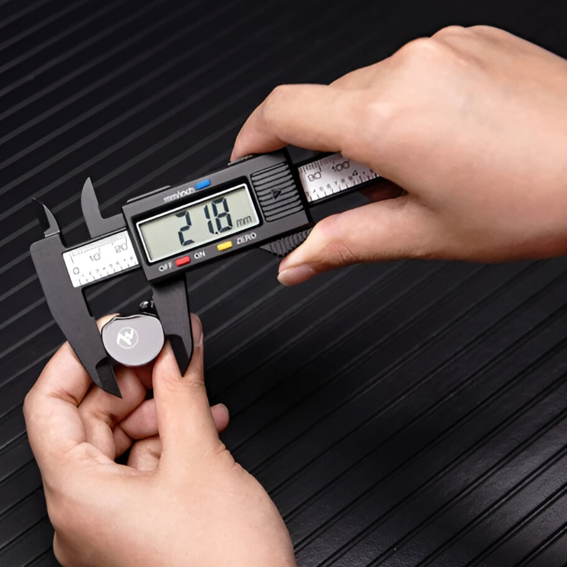 Headphone-Zone-7Hz-x-Crinacle-Divine