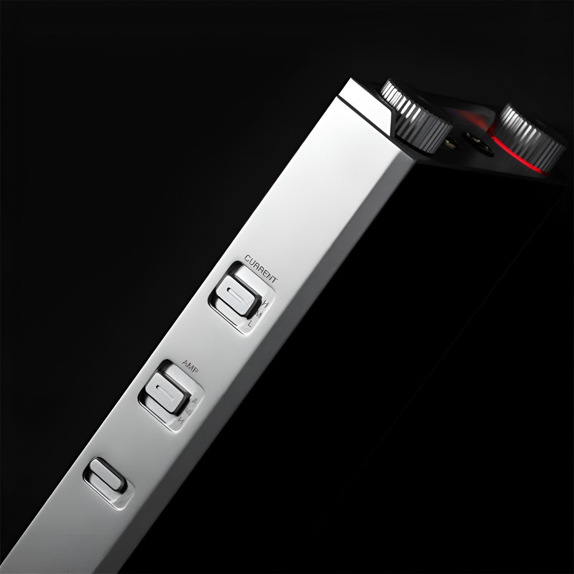 Headphone-Zone-Astell_Kern-PD20