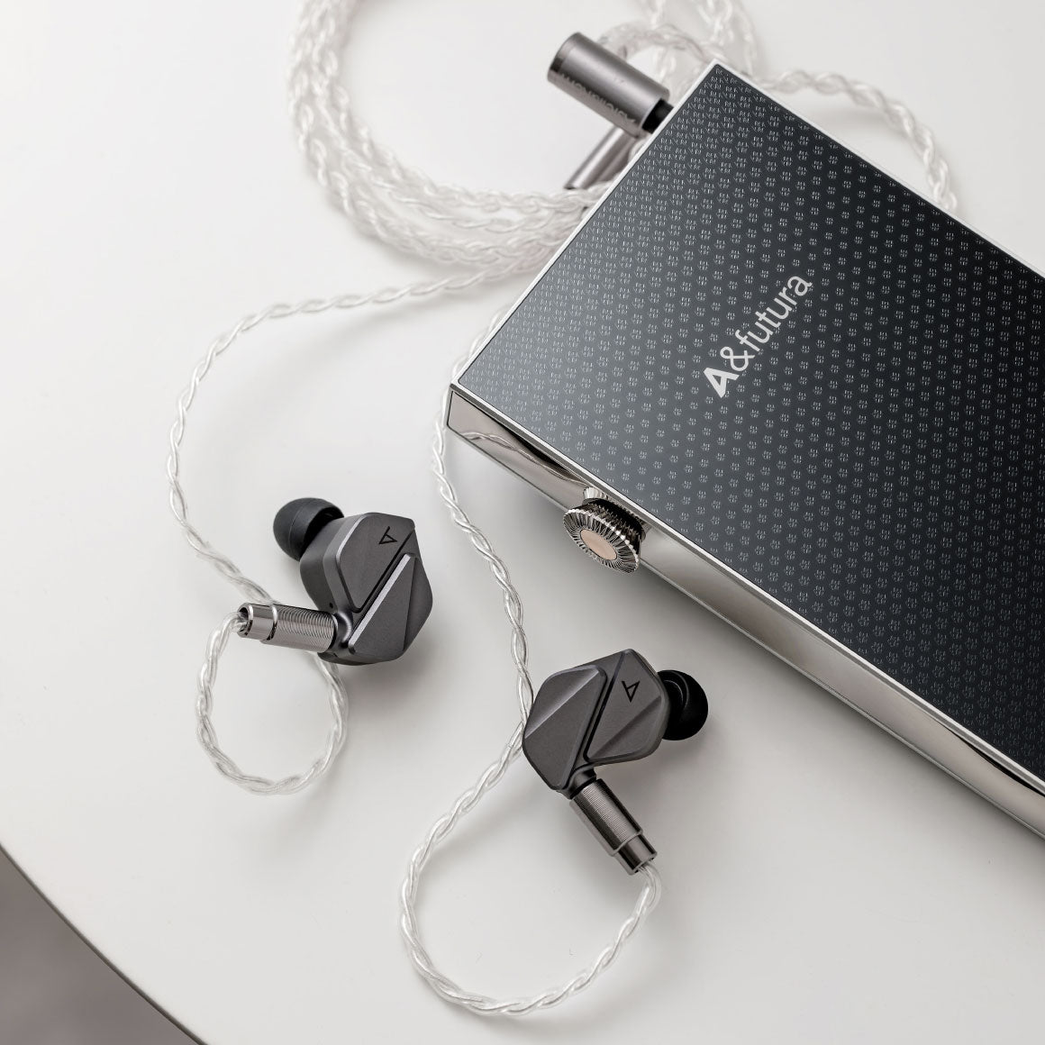 Headphone-Zone-Astell&Kern-A&futura SE300