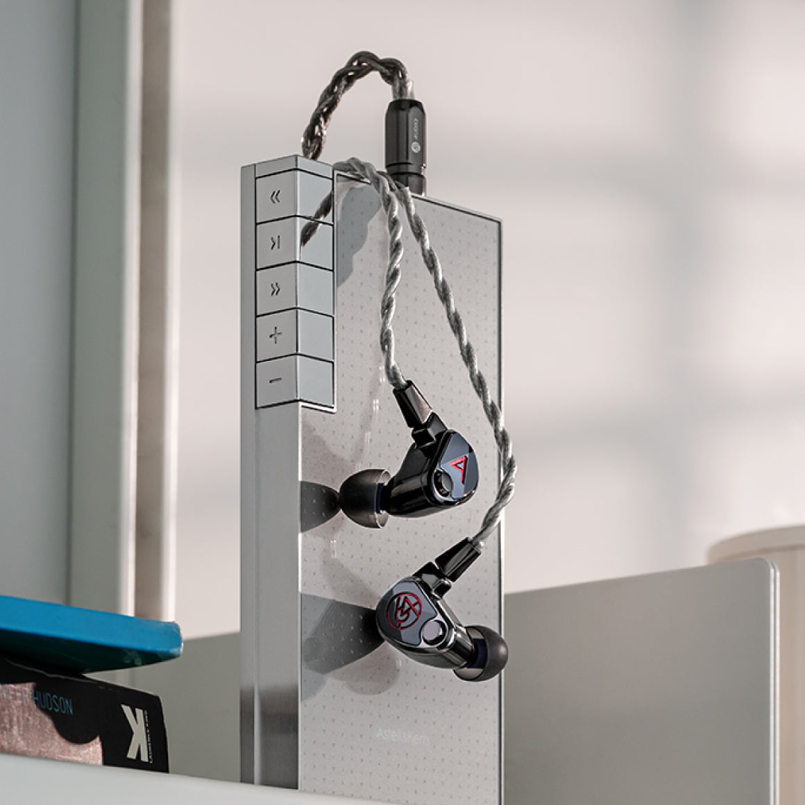 Headphone-Zone-AstellKern-X-64-Audio-XIO