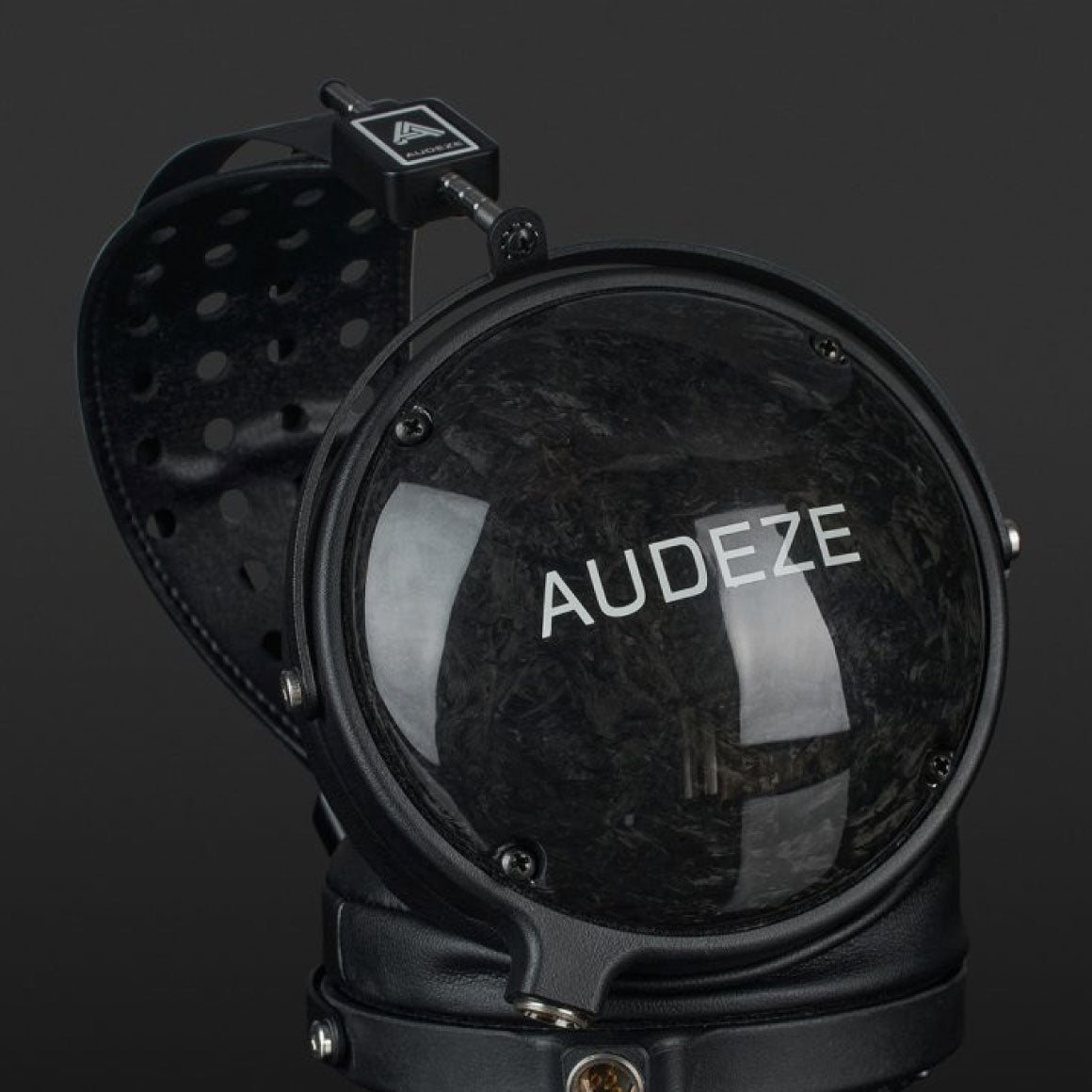 Headphone-Zone-Audeze-LCD2 Closed-Back