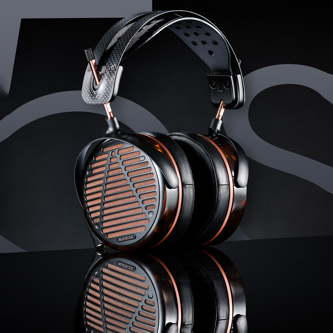 Headphone-Zone-Audeze-LCD-5s