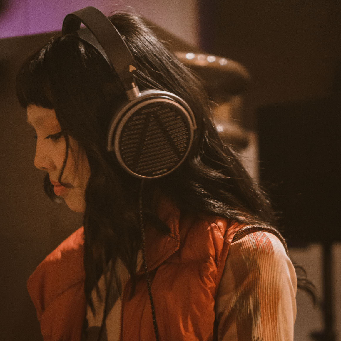 Headphone-Zone-Audeze-MM-100