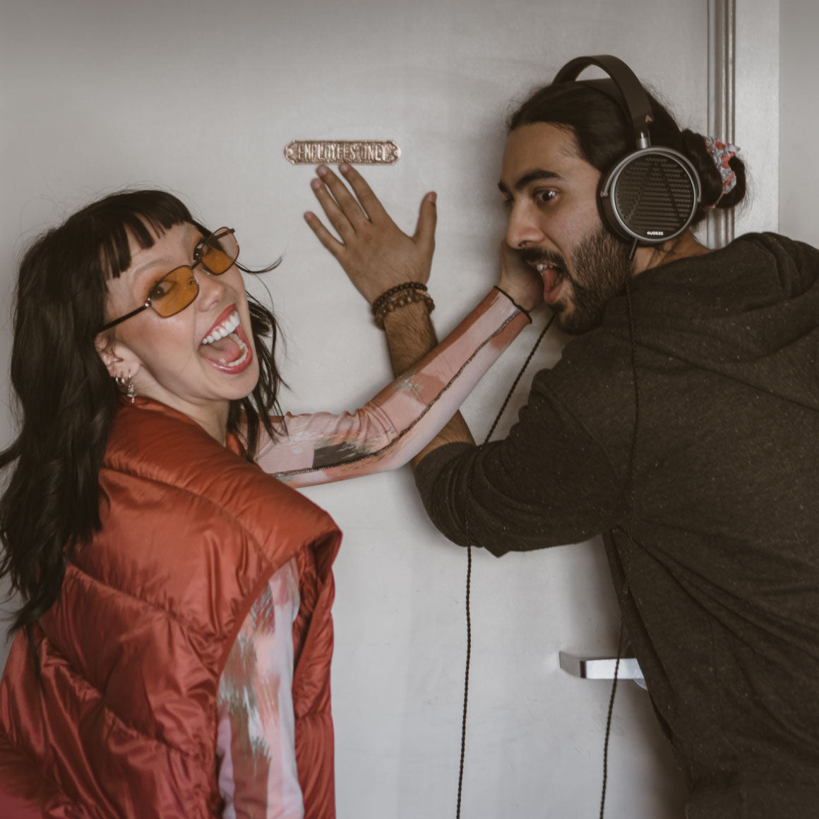 Headphone-Zone-Audeze-MM-100