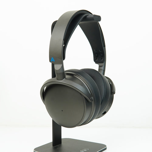 Headphone-Zone-Audeze-Maxwell-Playstation-Demo-Unit