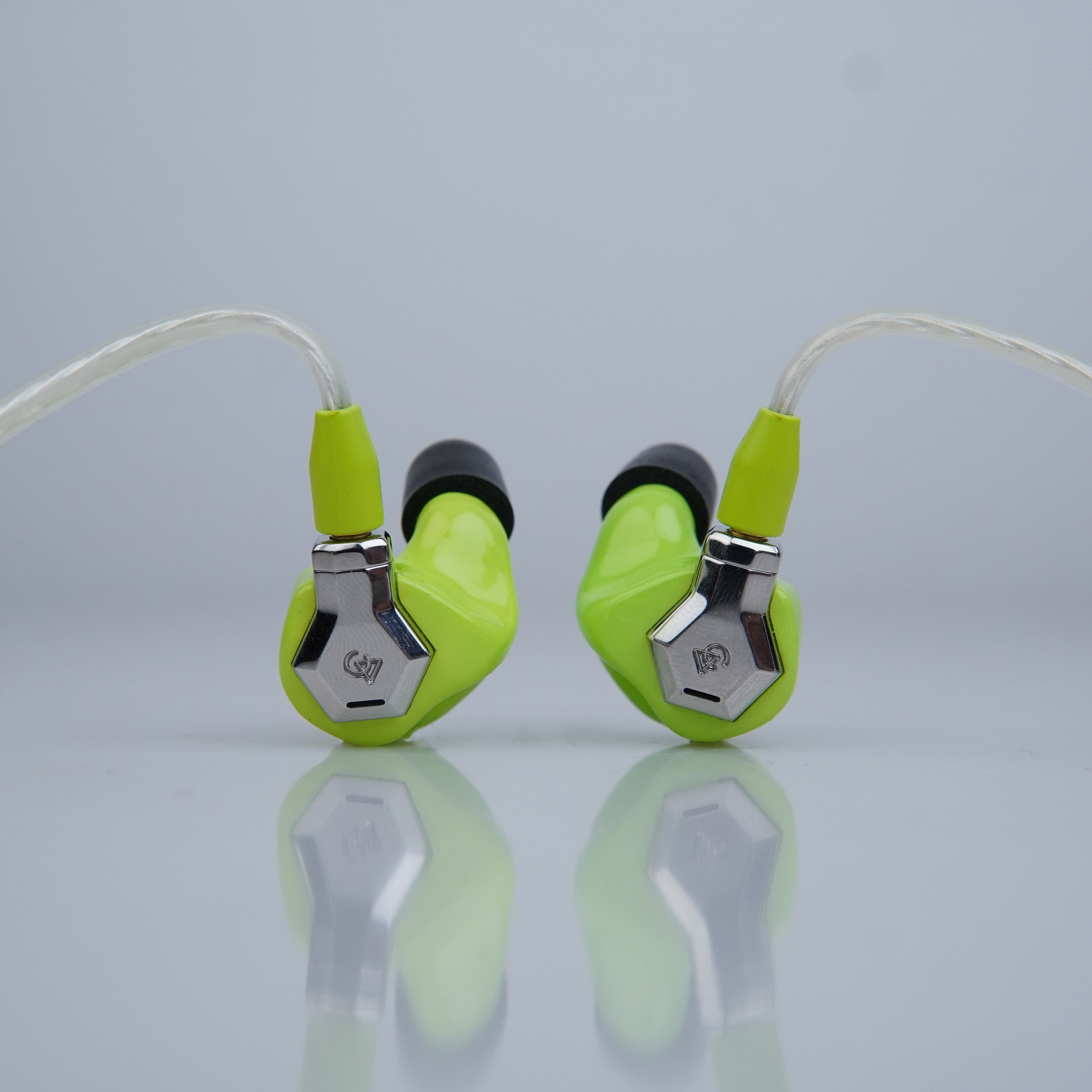 Headphone-Zone-Campfire-Audio-Ponderosa-Demo-Unit