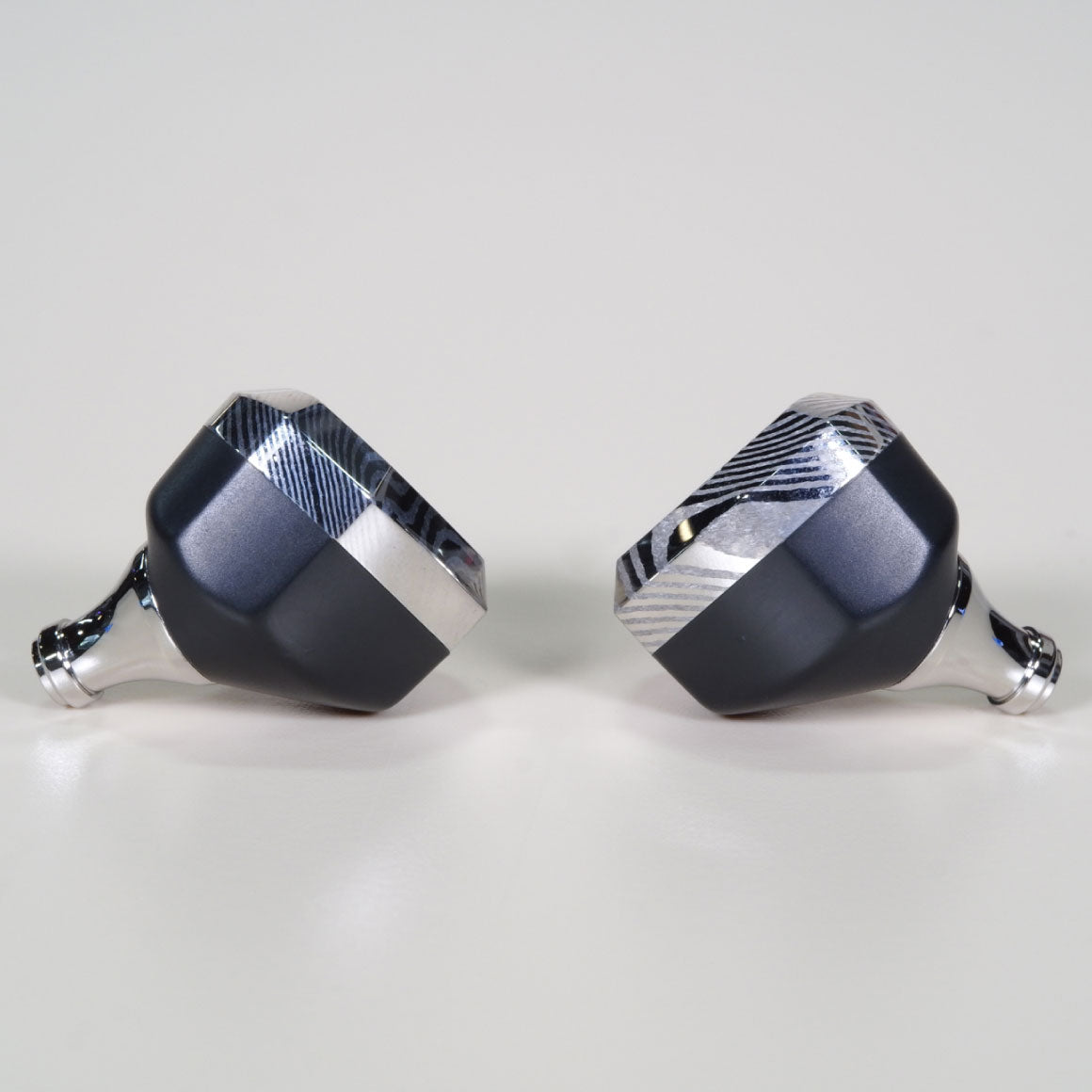 Headphone-Zone-Campfire Audio-Saber