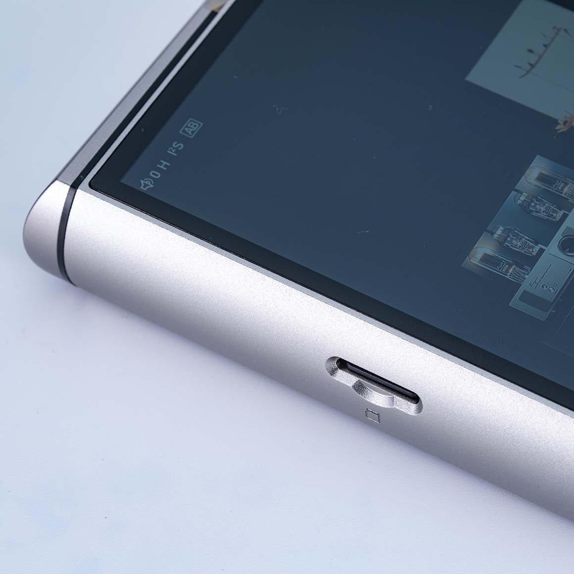 Headphone-Zone-Cayin-N7-Plus