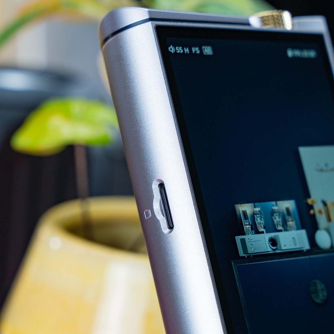 Headphone-Zone-Cayin-N7-Plus
