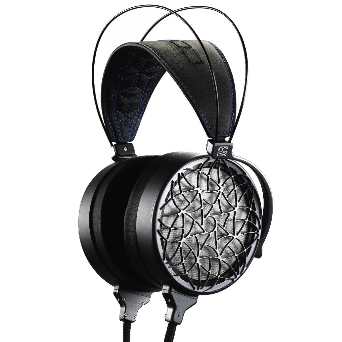 Headphone-Zone-Dan-Clark-Audio-CORINA-5m