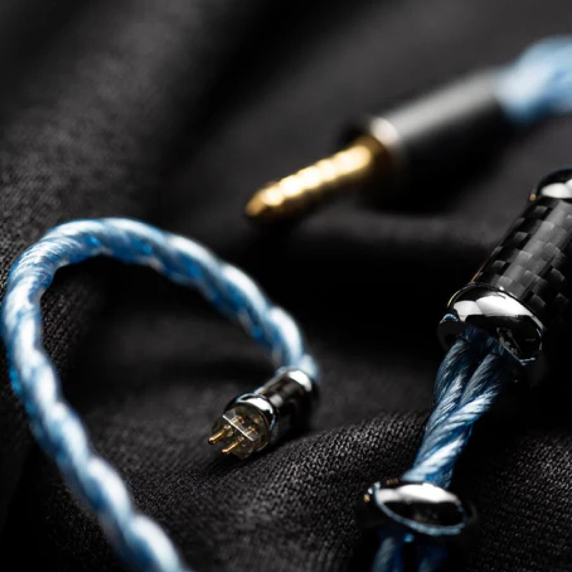 Headphone-Zone-FATfrequency-Maestro SE Universals