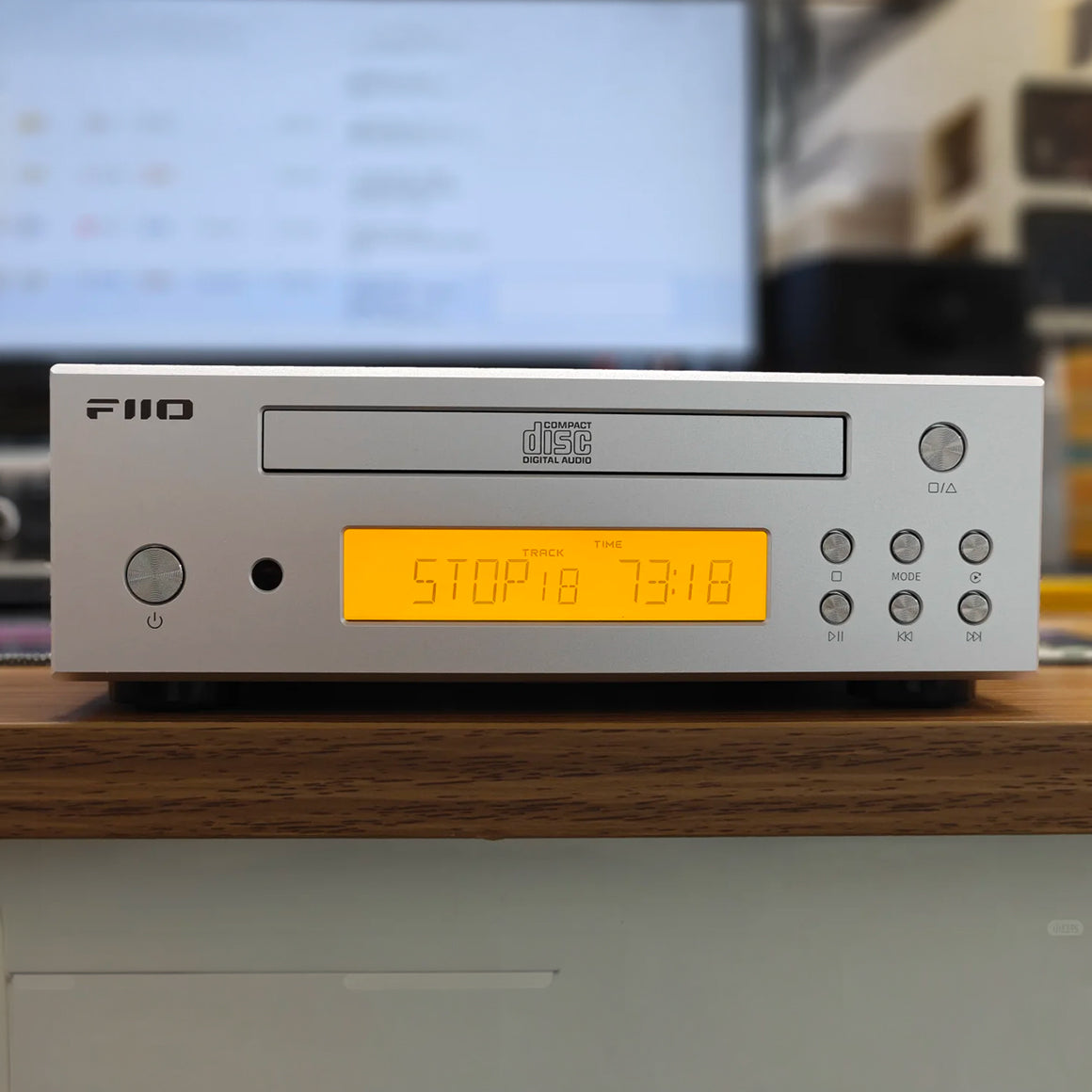 Headphone-Zone-FiiO-DP11