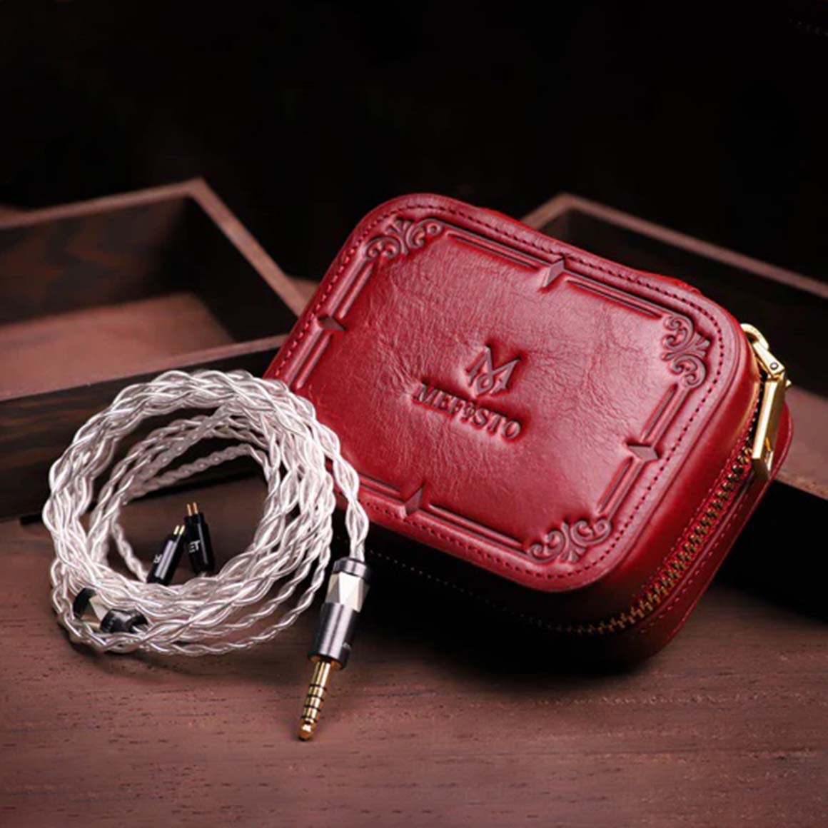 Headphone-Zone-Forte-Ears-Mefisto