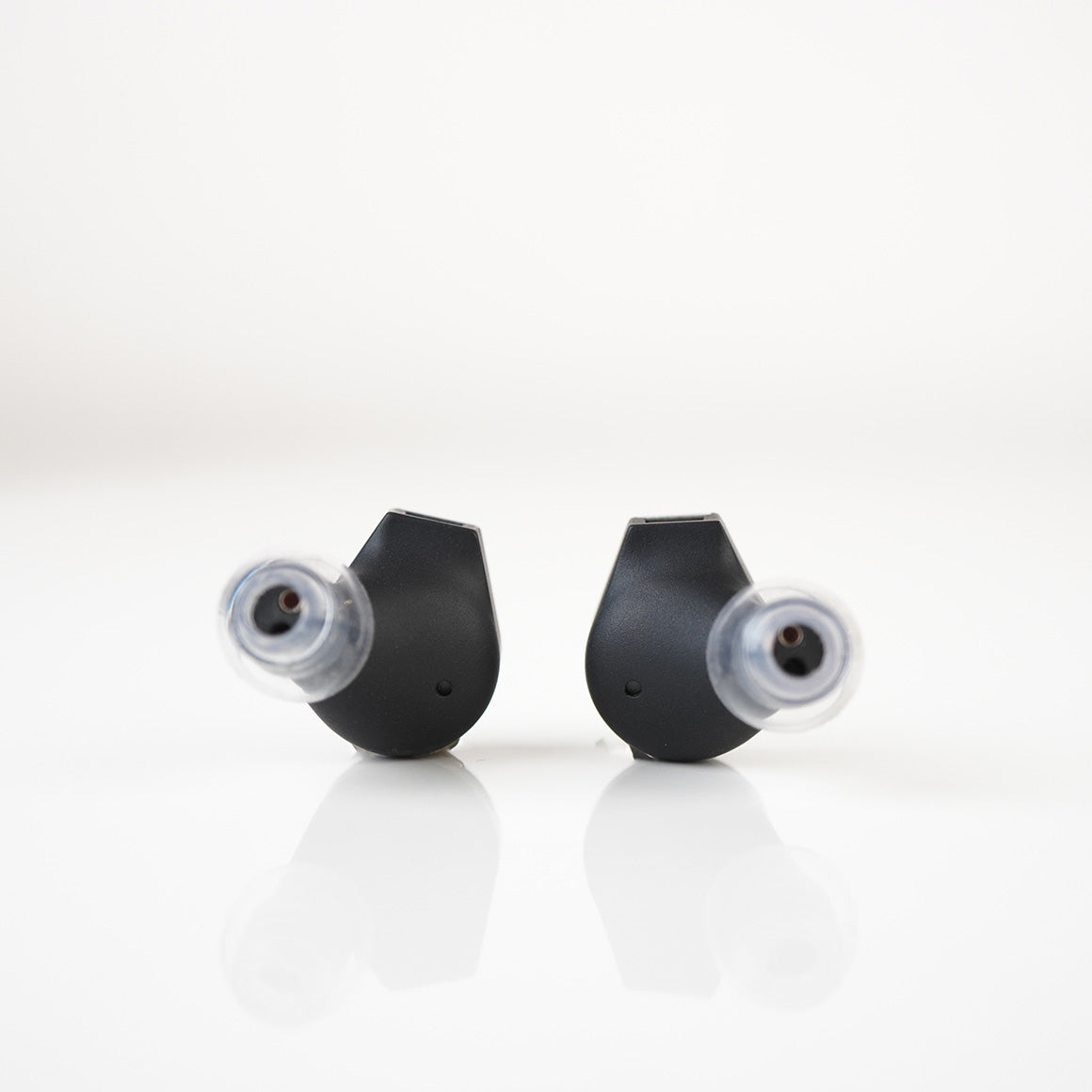 Headphone-Zone-Gizaudio-X-Binary-Chopin-Demo-Unit