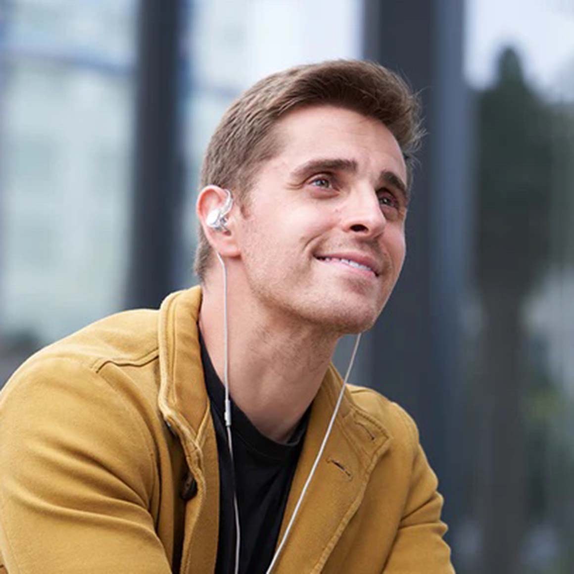 #Color_White Transparent