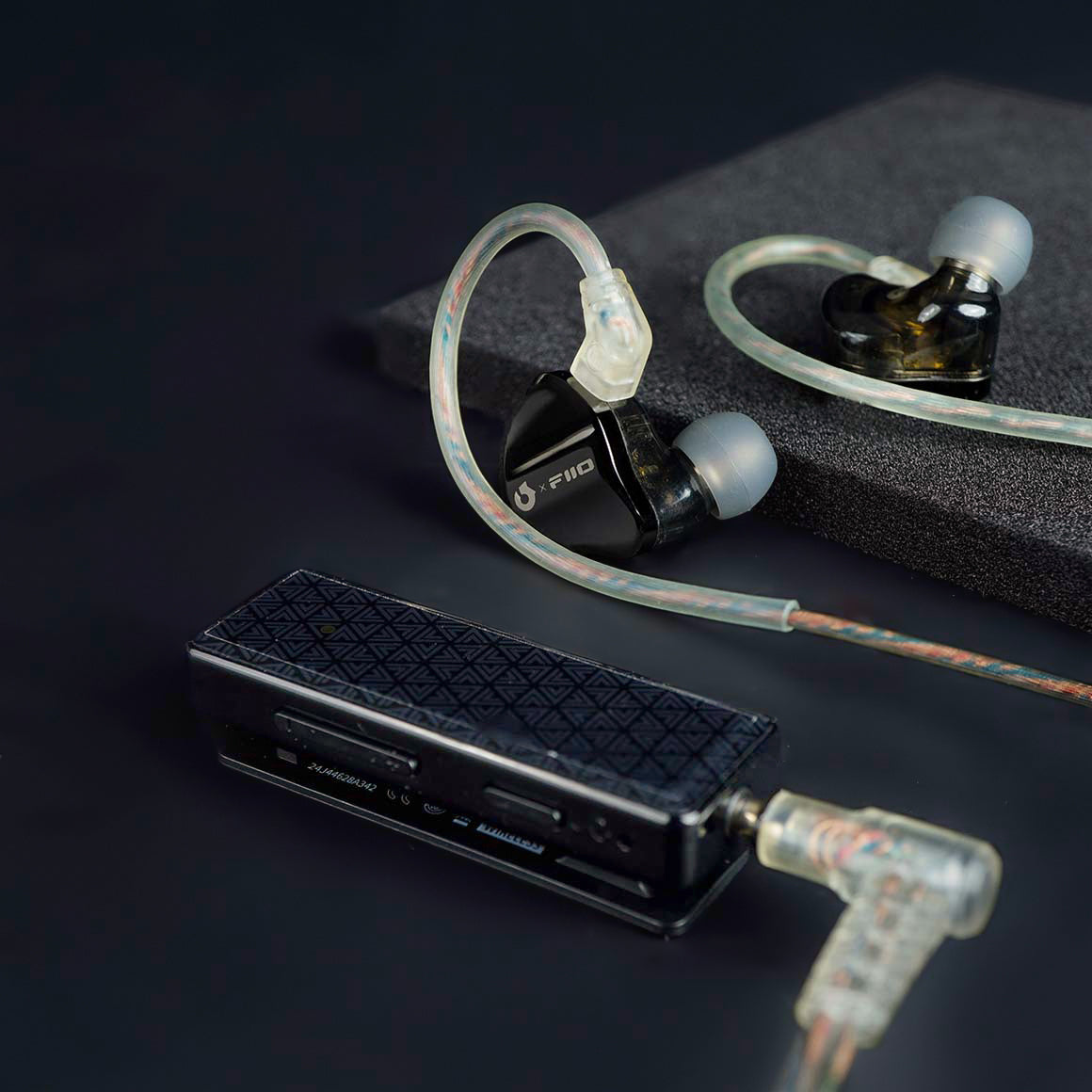 Headphone-Zone-Headphone-Zone-X-FiiO-JD1-FiiO-BTR11