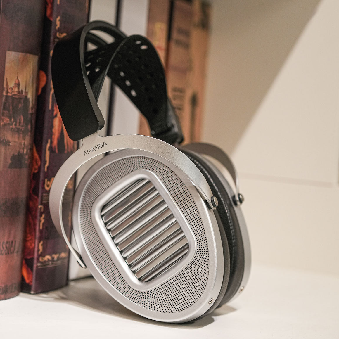 Headphone-Zone-HiFiMAN-ANANDA-UNVIELD