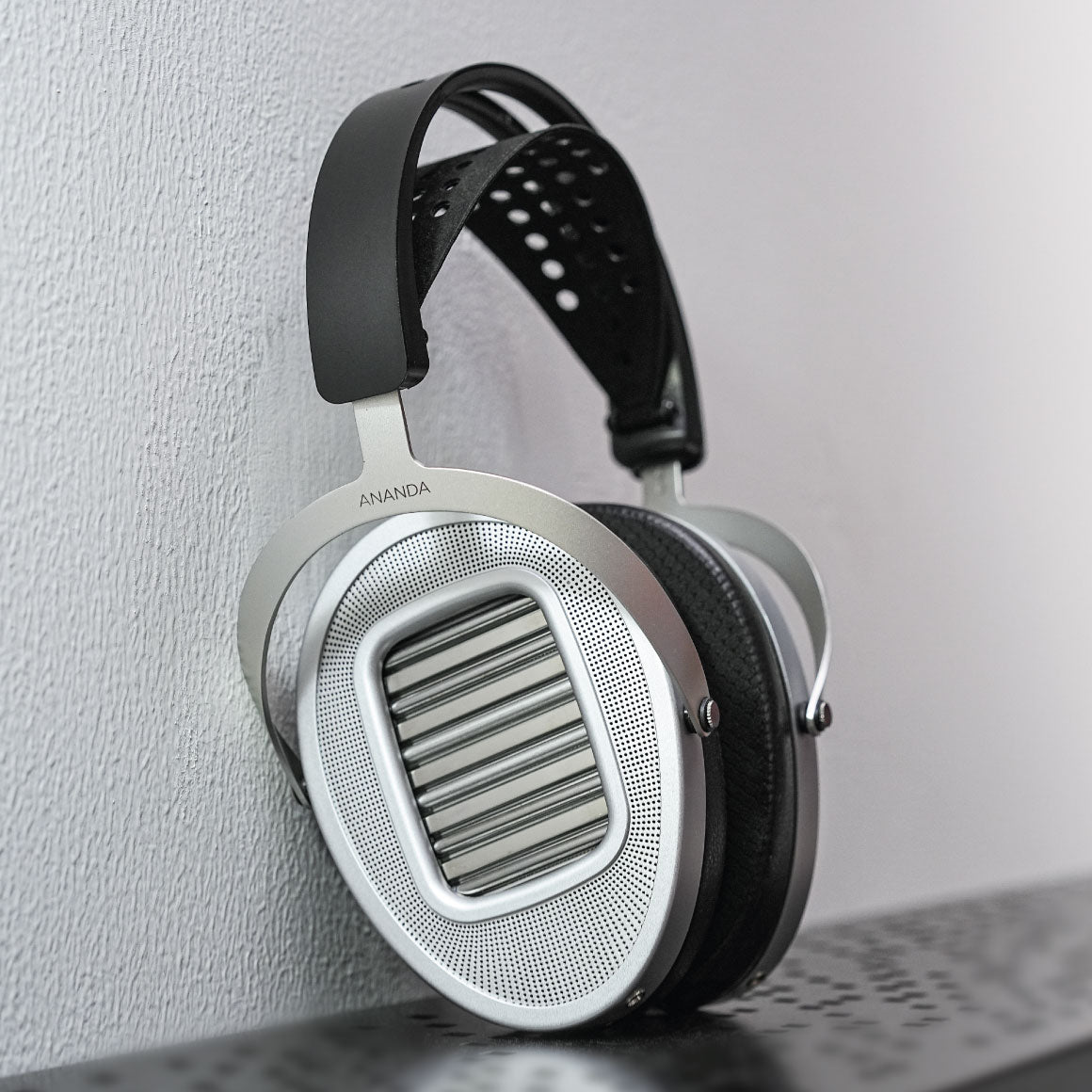 Headphone-Zone-HiFiMAN-ANANDA-UNVIELD