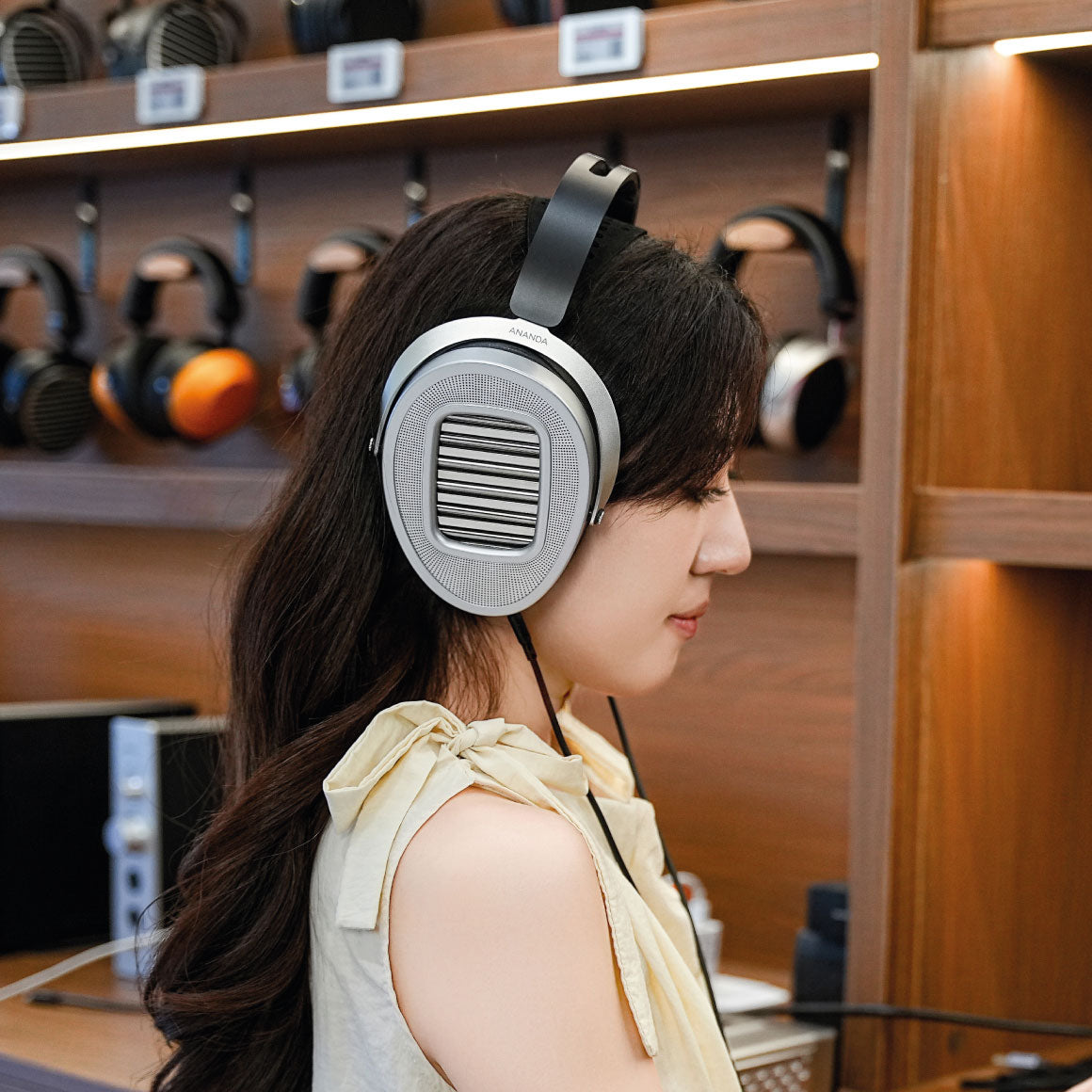 Headphone-Zone-HiFiMAN-ANANDA-UNVIELD