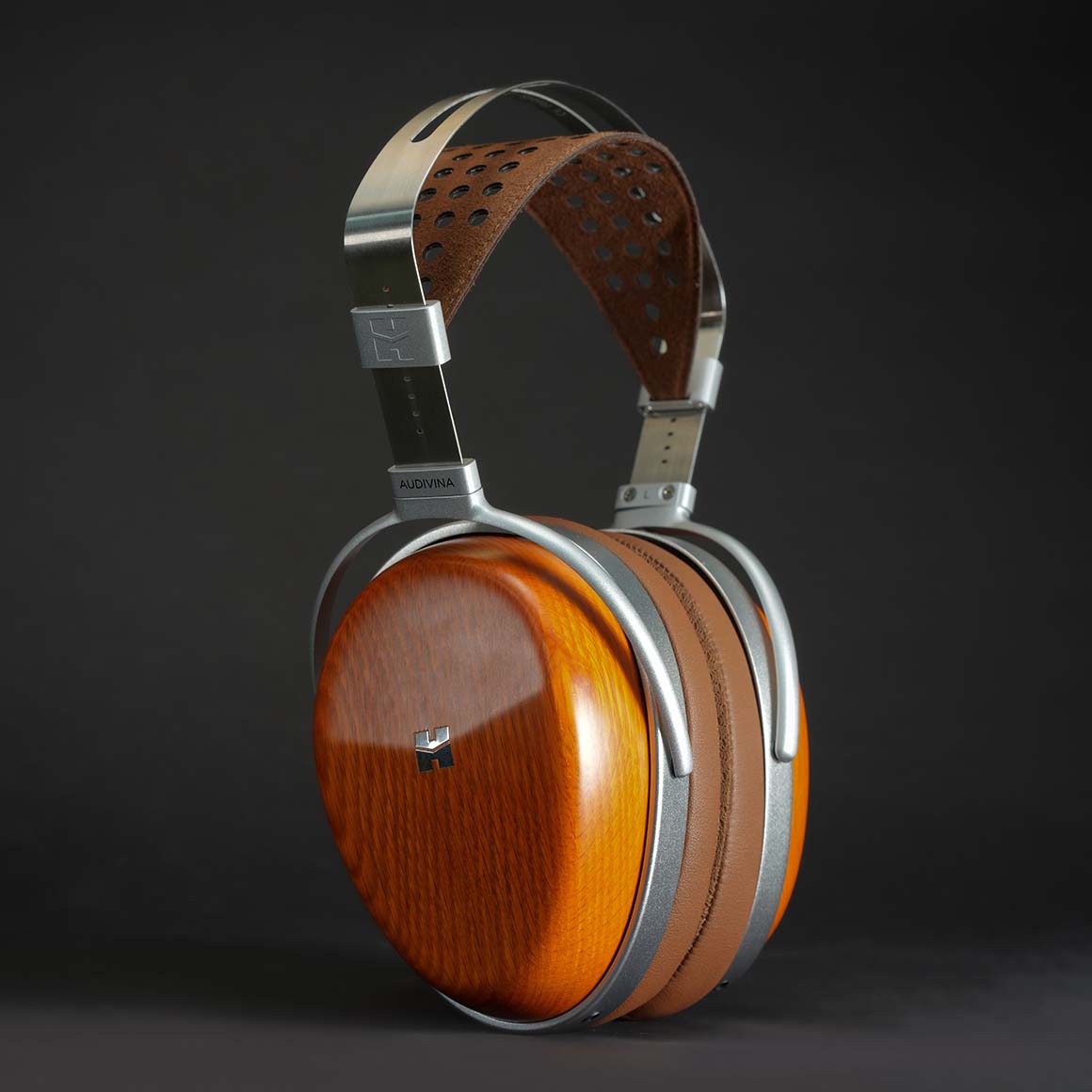 Headphone-Zone-HiFiMAN-AUDIVINA