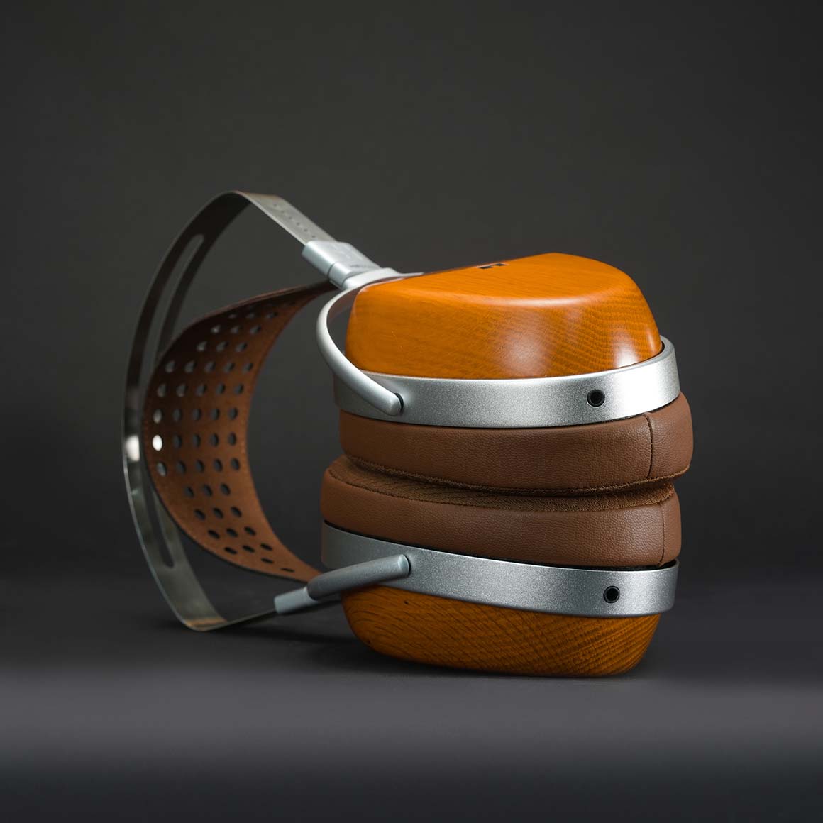 Headphone-Zone-HiFiMAN-AUDIVINA