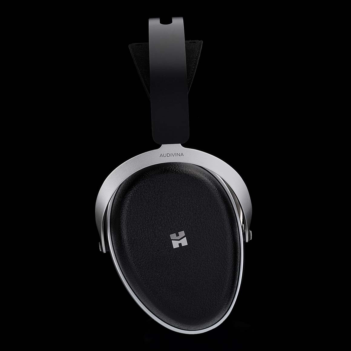Headphone-Zone-HiFiMAN-AUDIVINA_LE