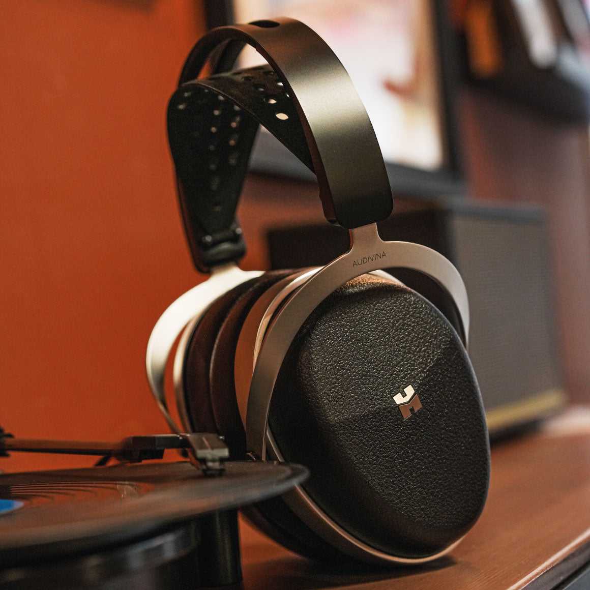 Headphone-Zone-HiFiMAN-AUDIVINA_LE