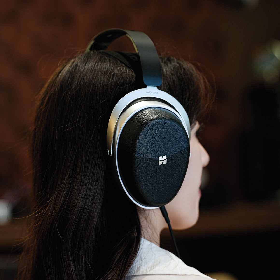 Headphone-Zone-HiFiMAN-AUDIVINA_LE