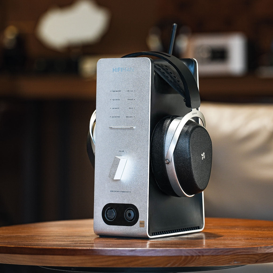 Headphone-Zone-HiFiMAN-AUDIVINA_LE