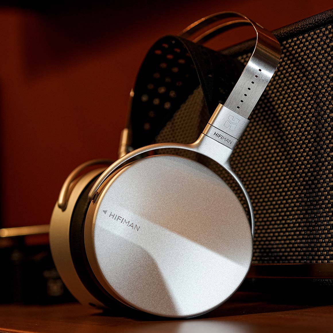 Headphone-Zone-HiFiMAN-ISVARNA