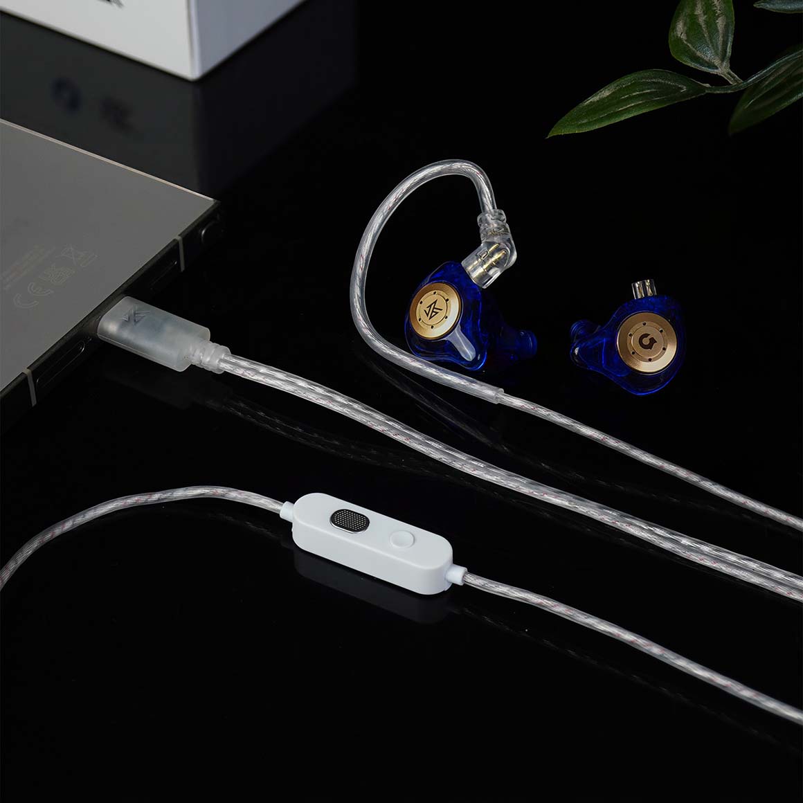 #Plug_Type-C