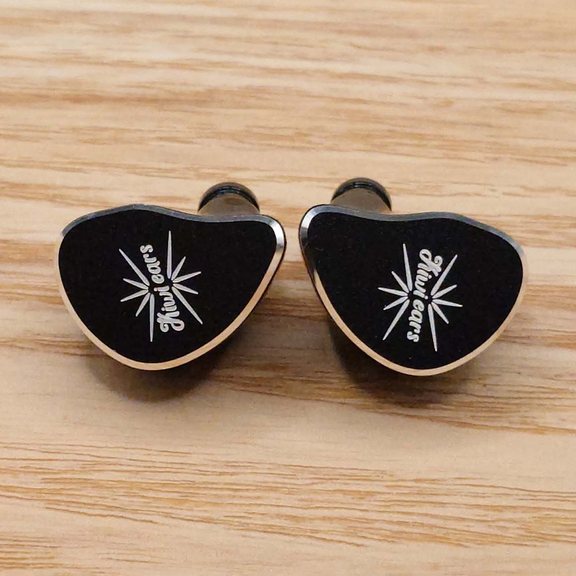 Headphone-Zone-Kiwi-Ears-Belle-Black-3.5mm-STD