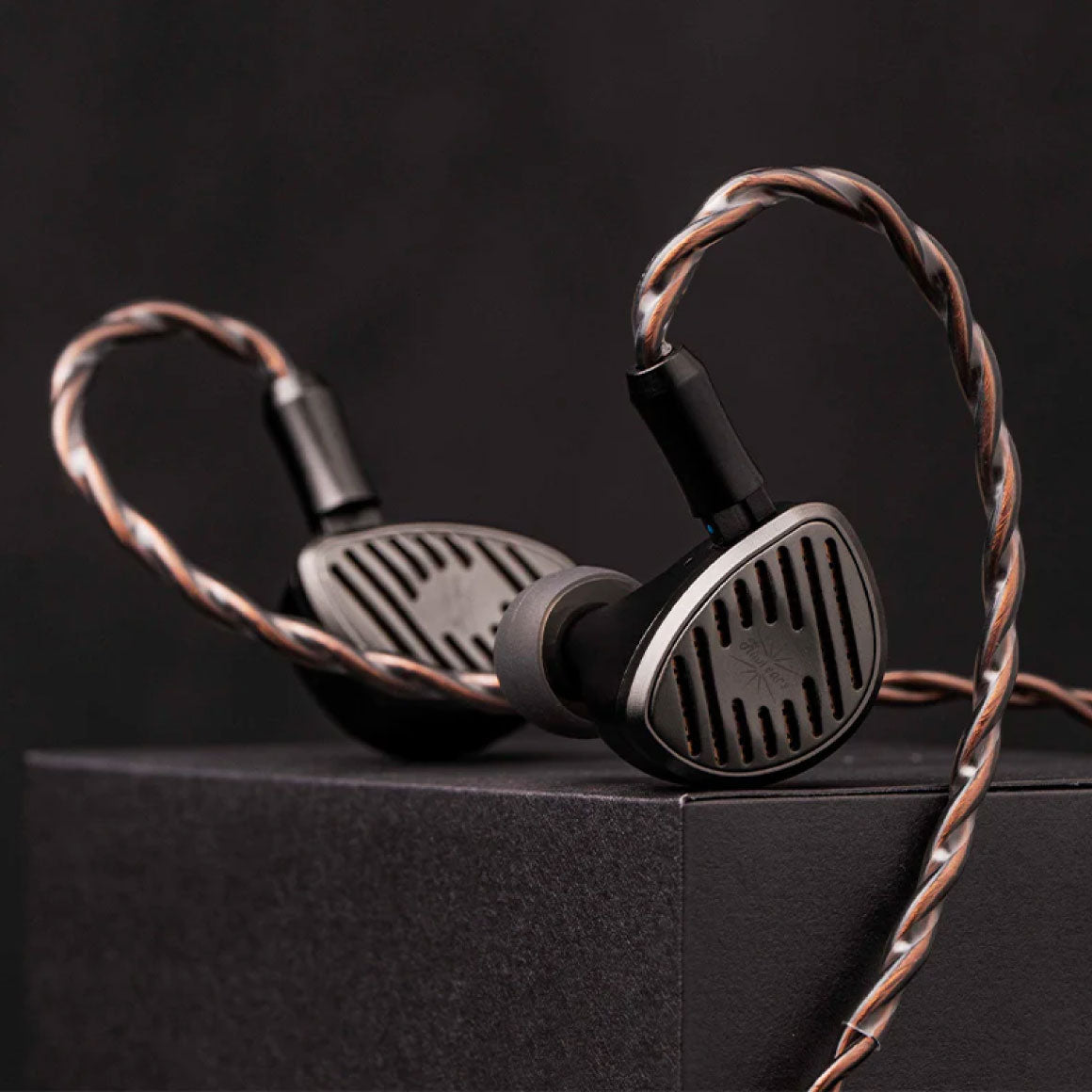 Headphone-Zone-Kiwi-Ears-Septet