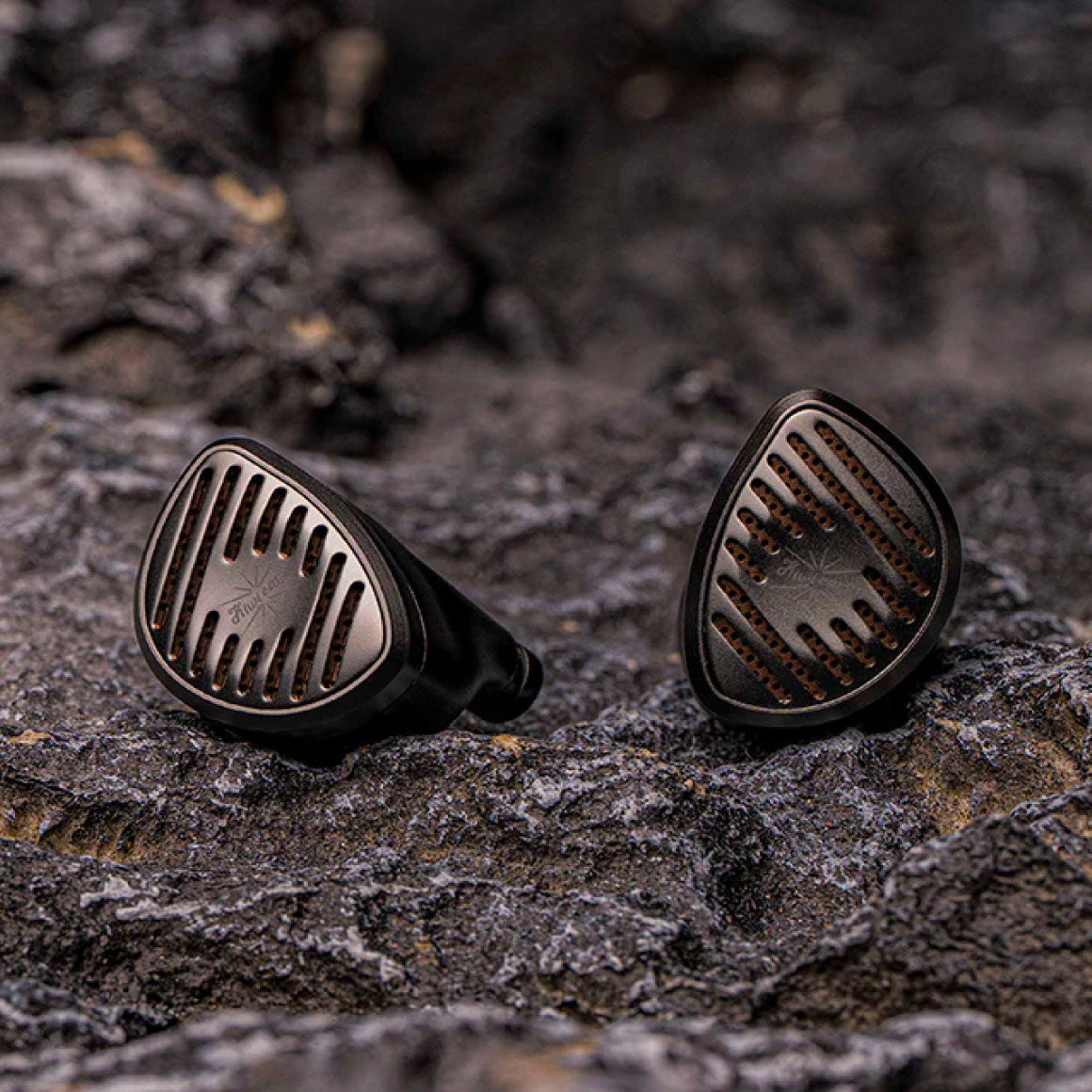 Headphone-Zone-Kiwi-Ears-Septet