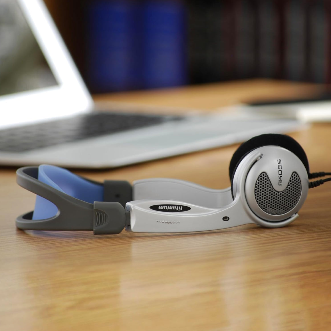 Headphone-Zone-Koss-KTXPRO1