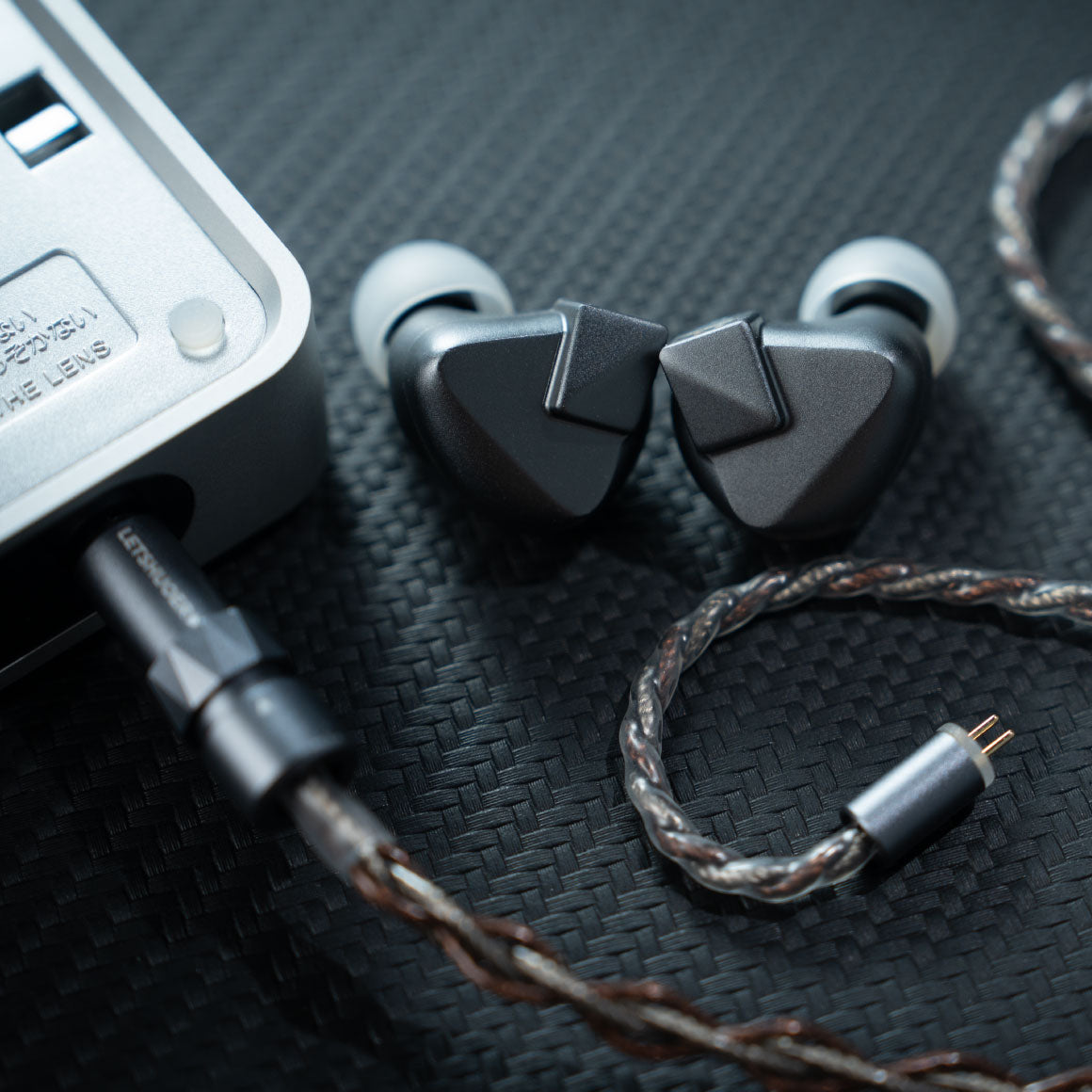 #Color_Gunmetal Gray