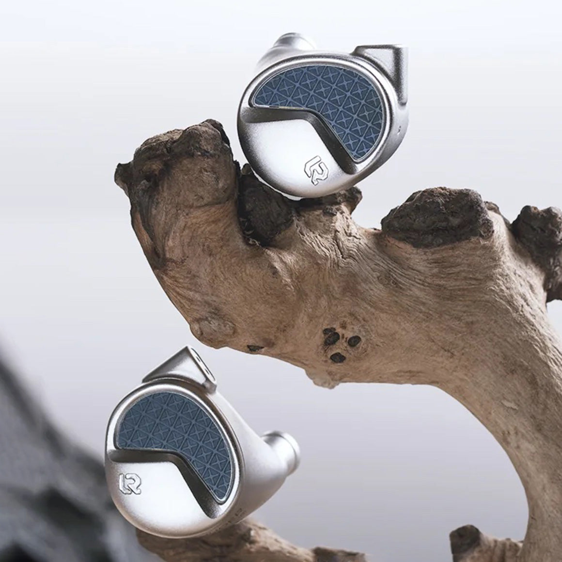 Headphone-Zone-Letshuoer-Astralis