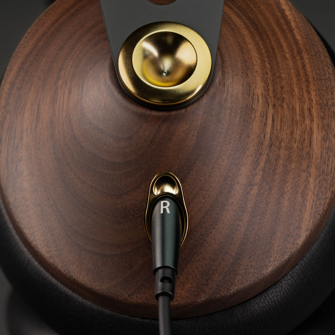 Headphone-Zone-Meze-99-Classics-2nd-Generation