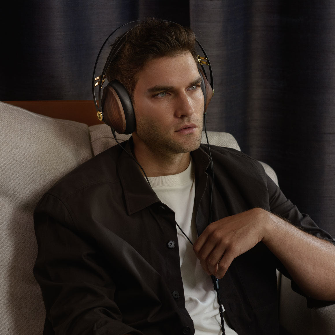 Headphone-Zone-Meze-99-Classics-2nd-Generation