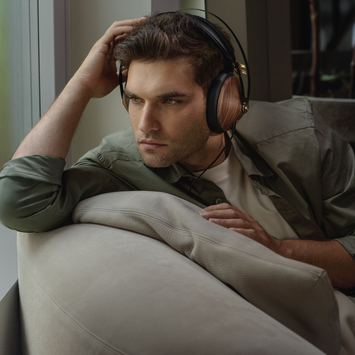 Headphone-Zone-Meze-99-Classics-2nd-Generation