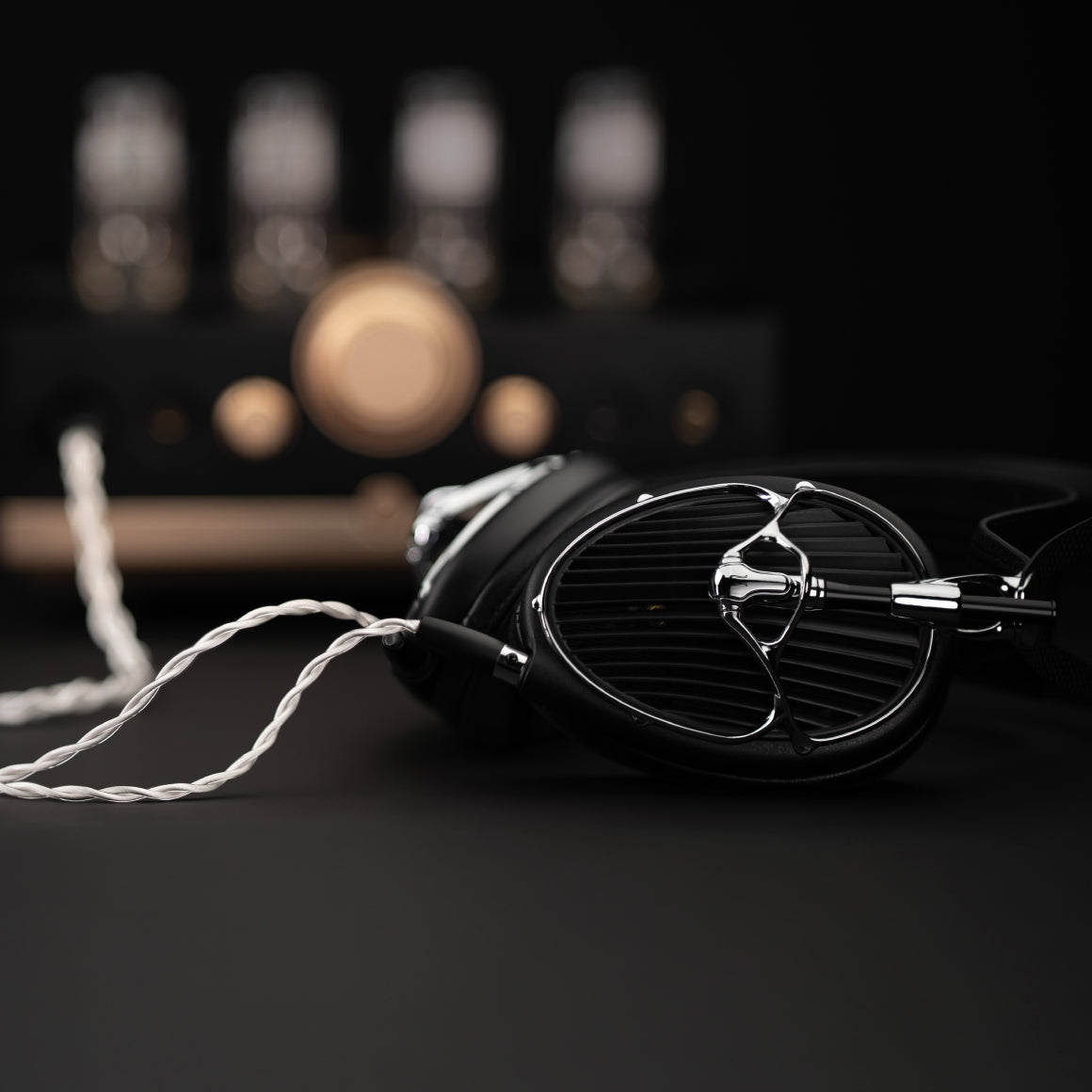 Headphone-Zone-Meze-Arta