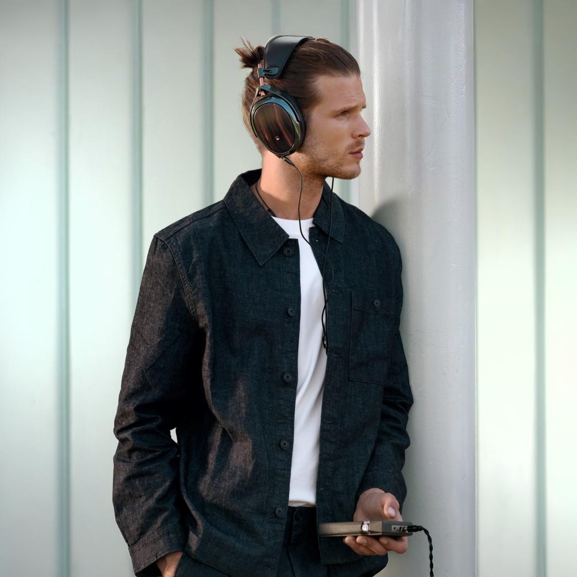 Headphone-Zone-Meze-STRADA