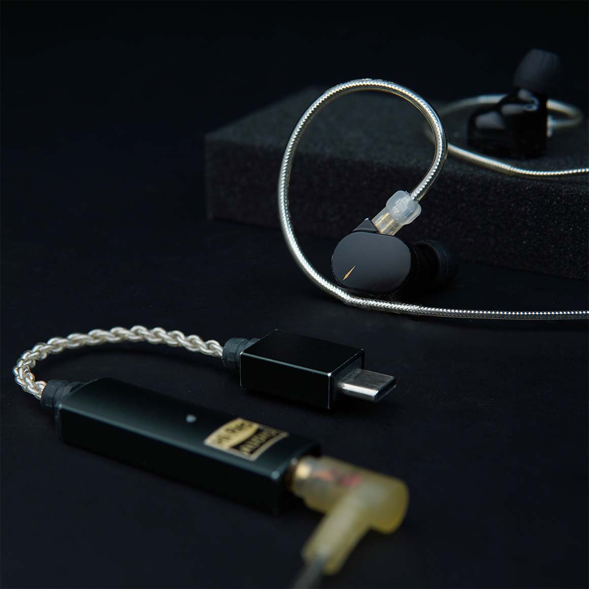 Moondrop - Chu II + iFi Audio - GO Link