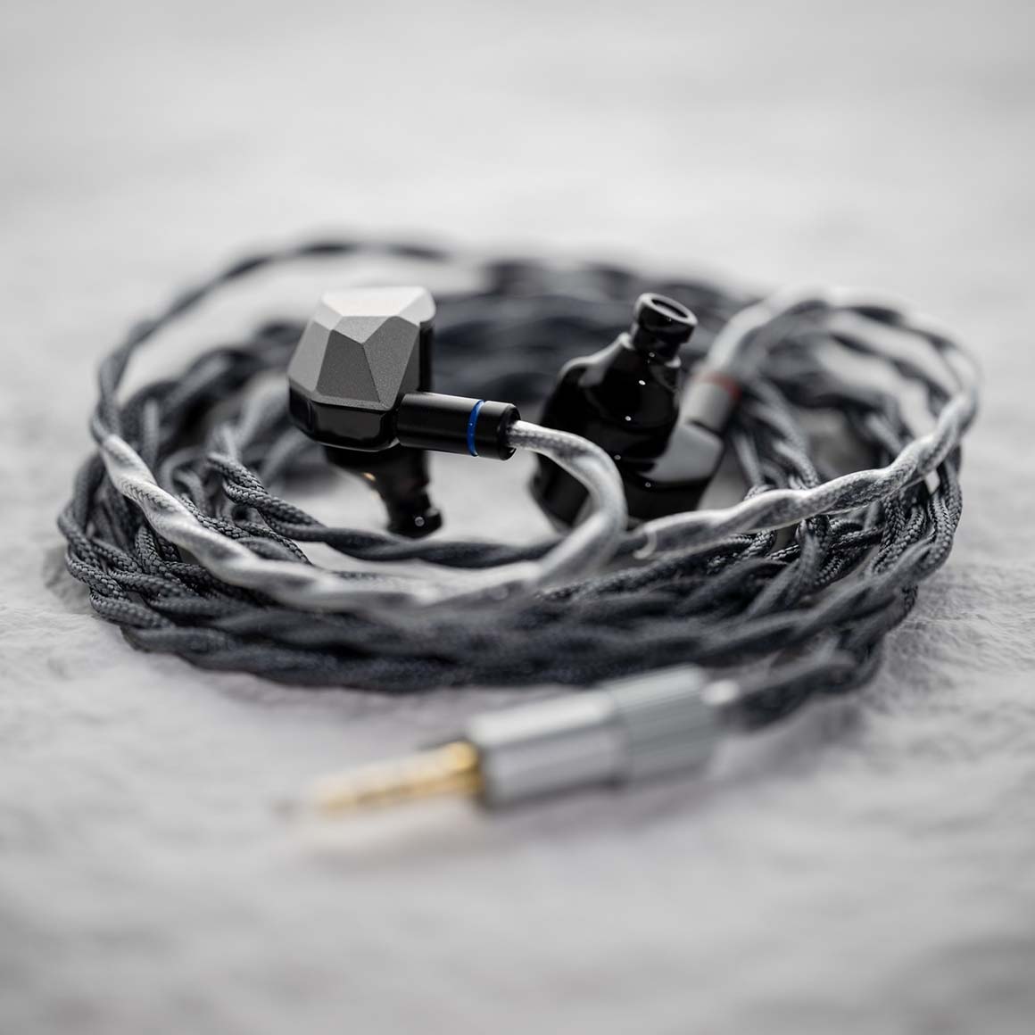 Headphone-Zone-Moondrop-Harmon